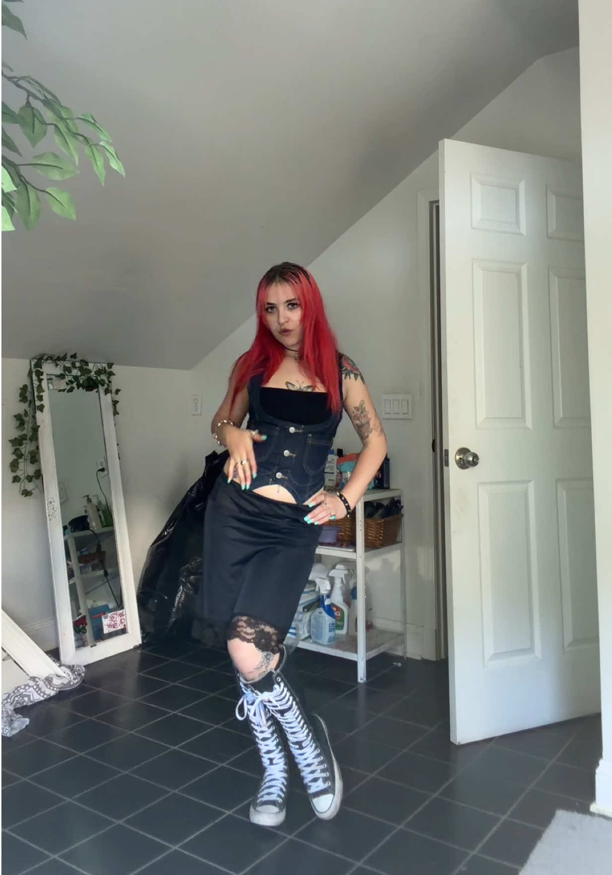 @lightscameronaction_