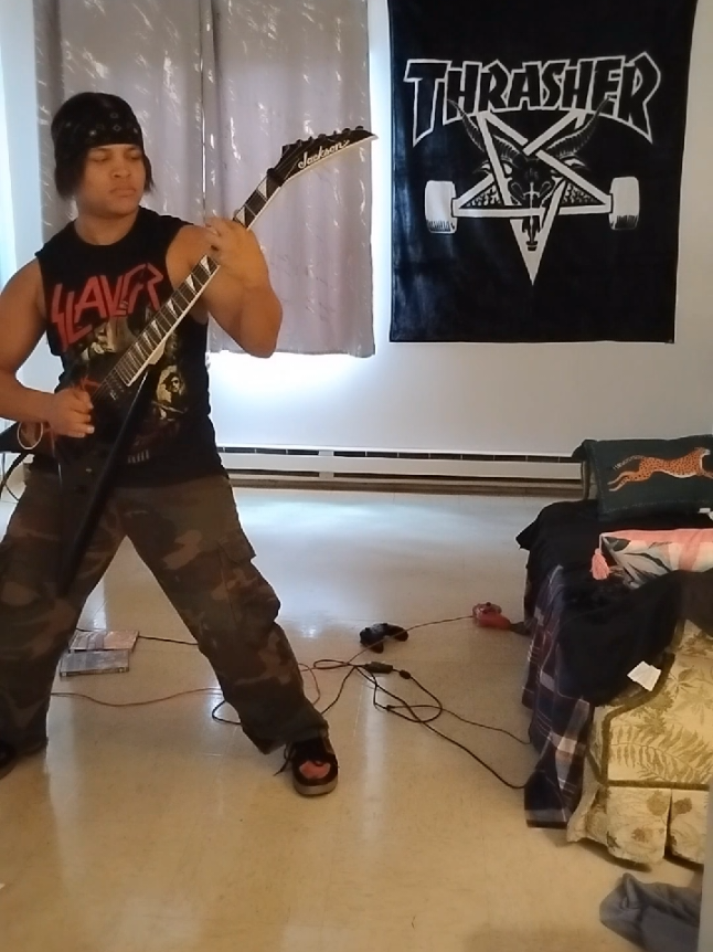 @☠︎︎DeShane Thrasher☠︎︎