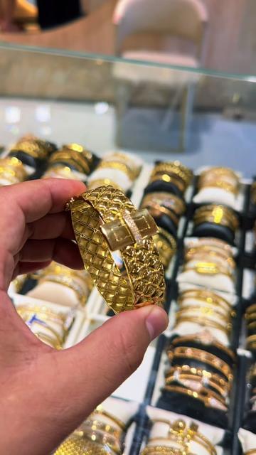 @Gold Akhawayne Tanger