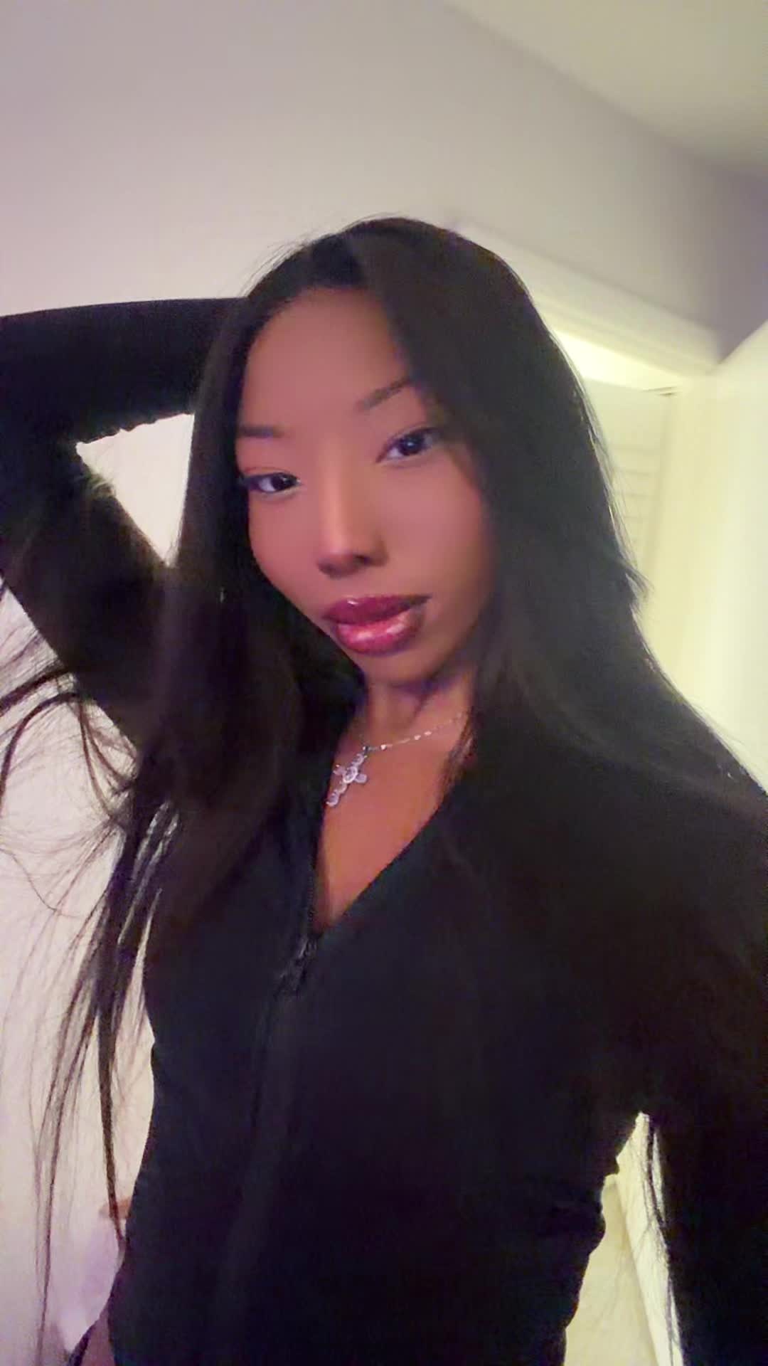 @monraehou