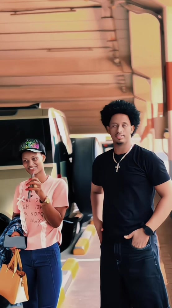 @Ella