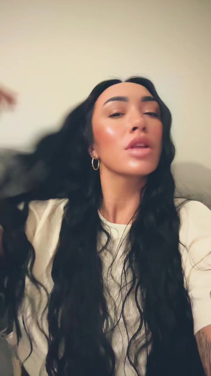 @🦋Nicoleta 🇷🇴