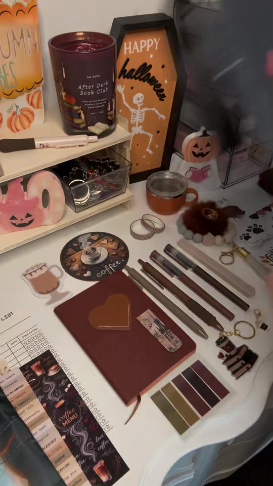 @CozyShelf&Co.