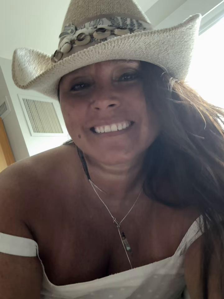 @Christie user8228661497801