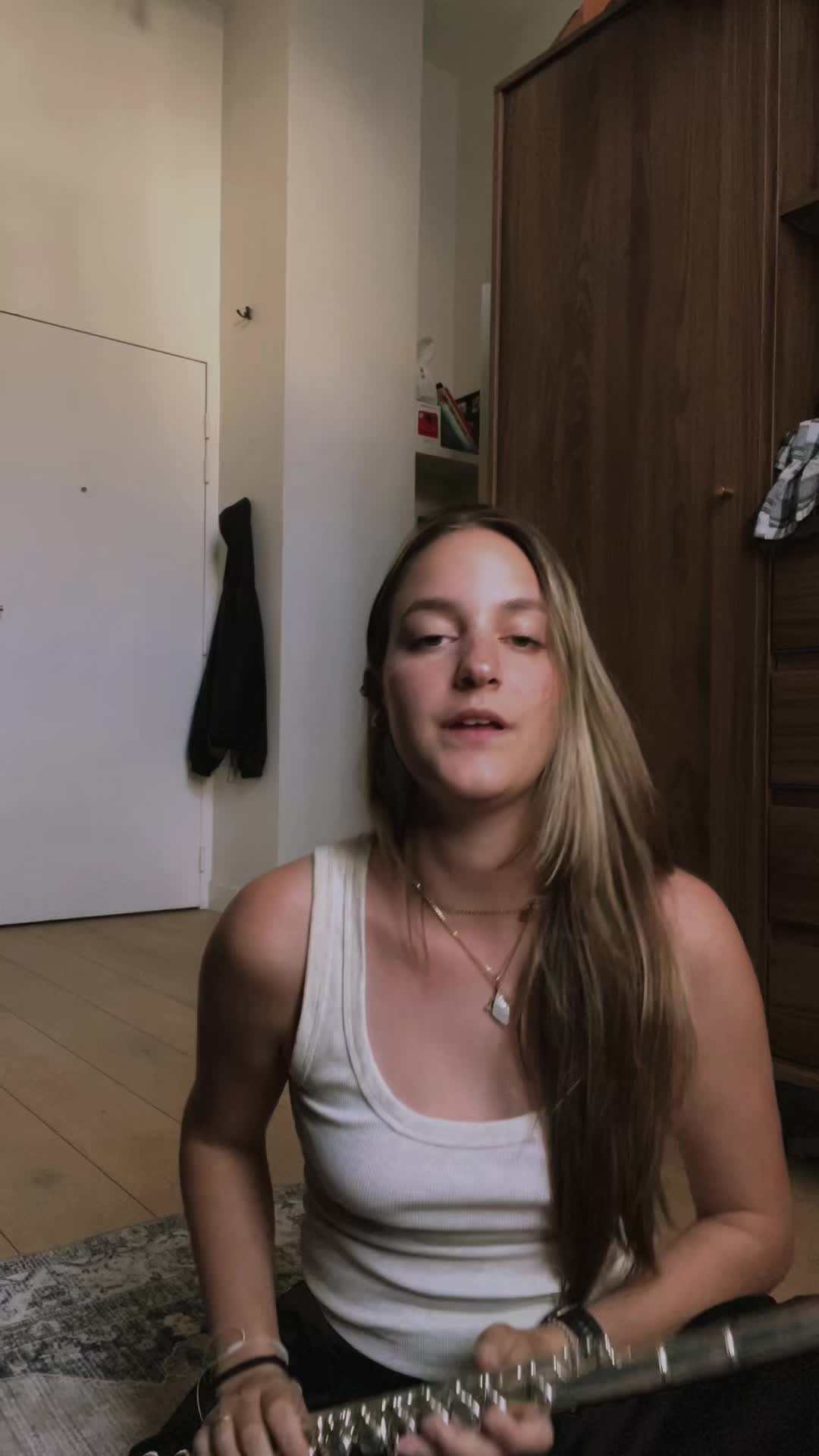 @_alcha_