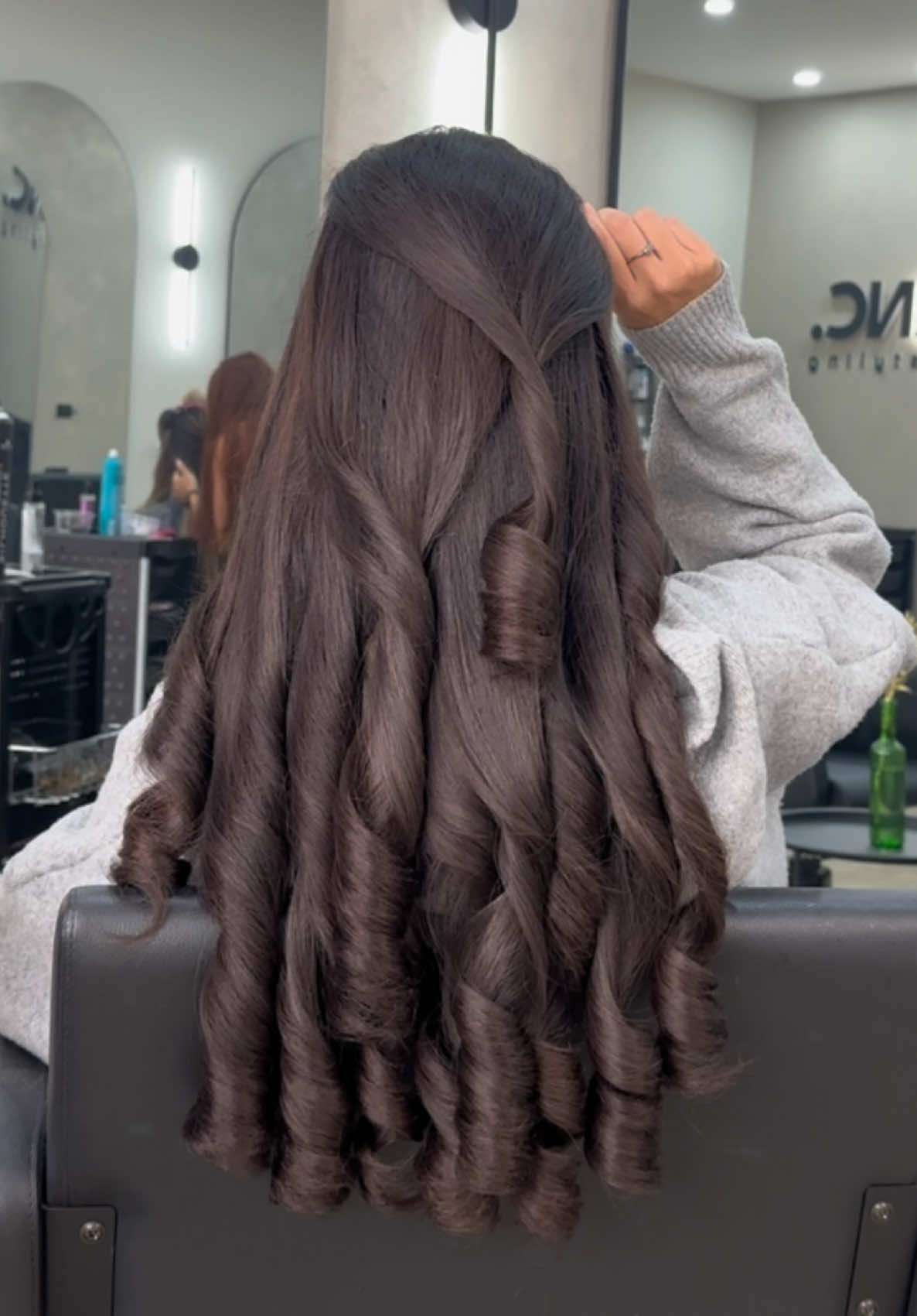 @Freya's Bouncy Blowdrys