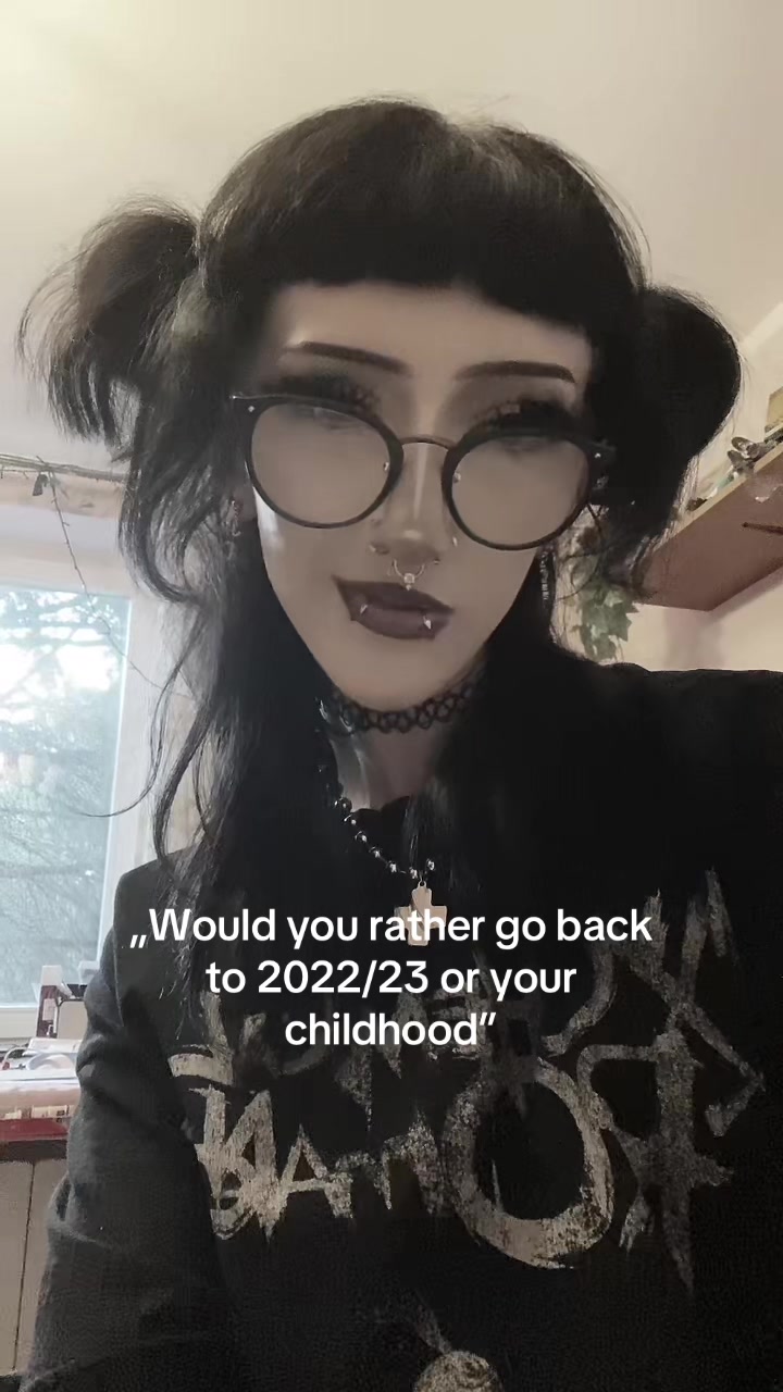 @Kircia .ೀ
