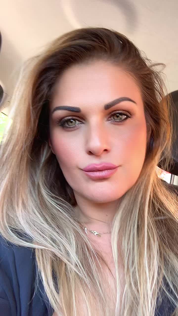 @Ilaria