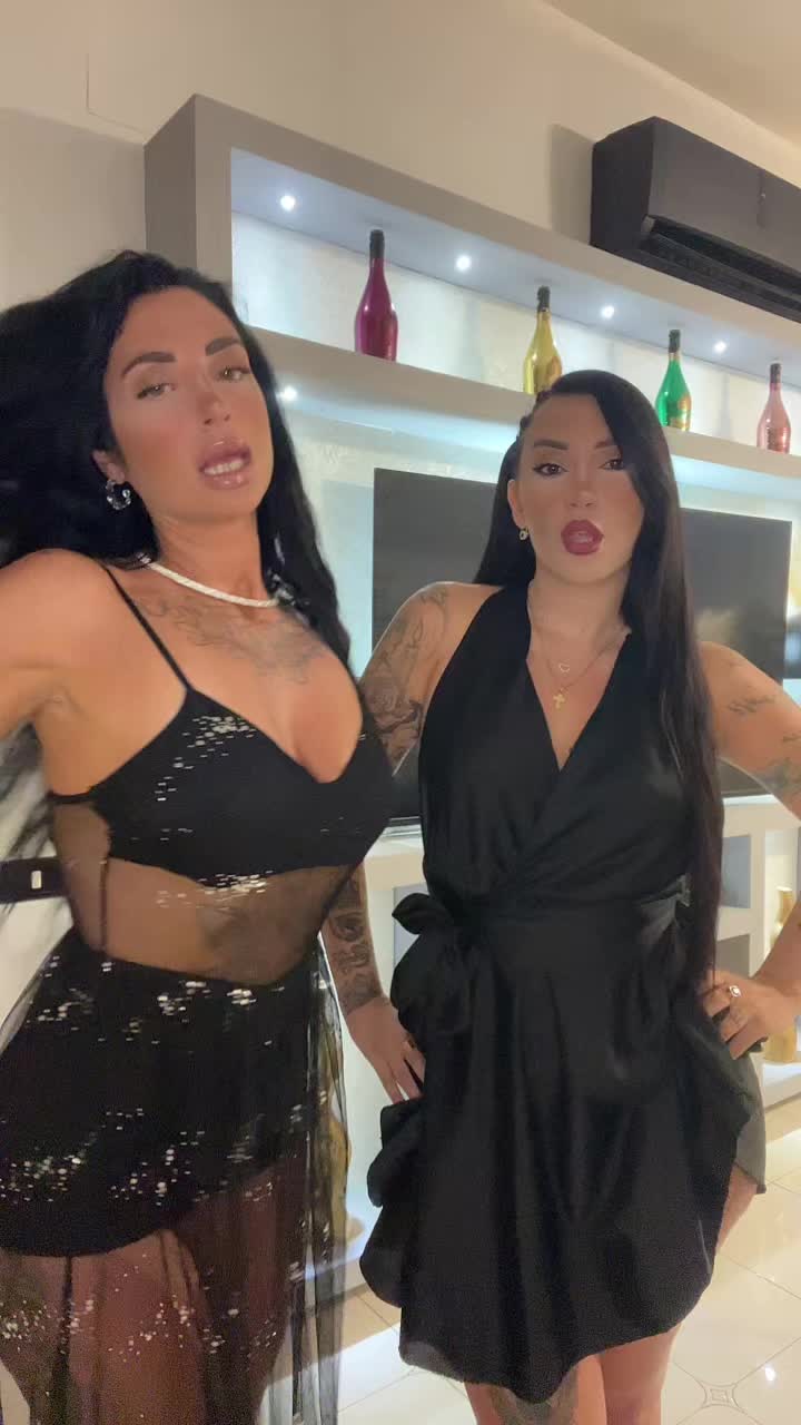@👑
