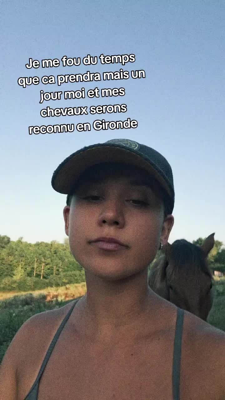 @Une.fleur.a.cheval