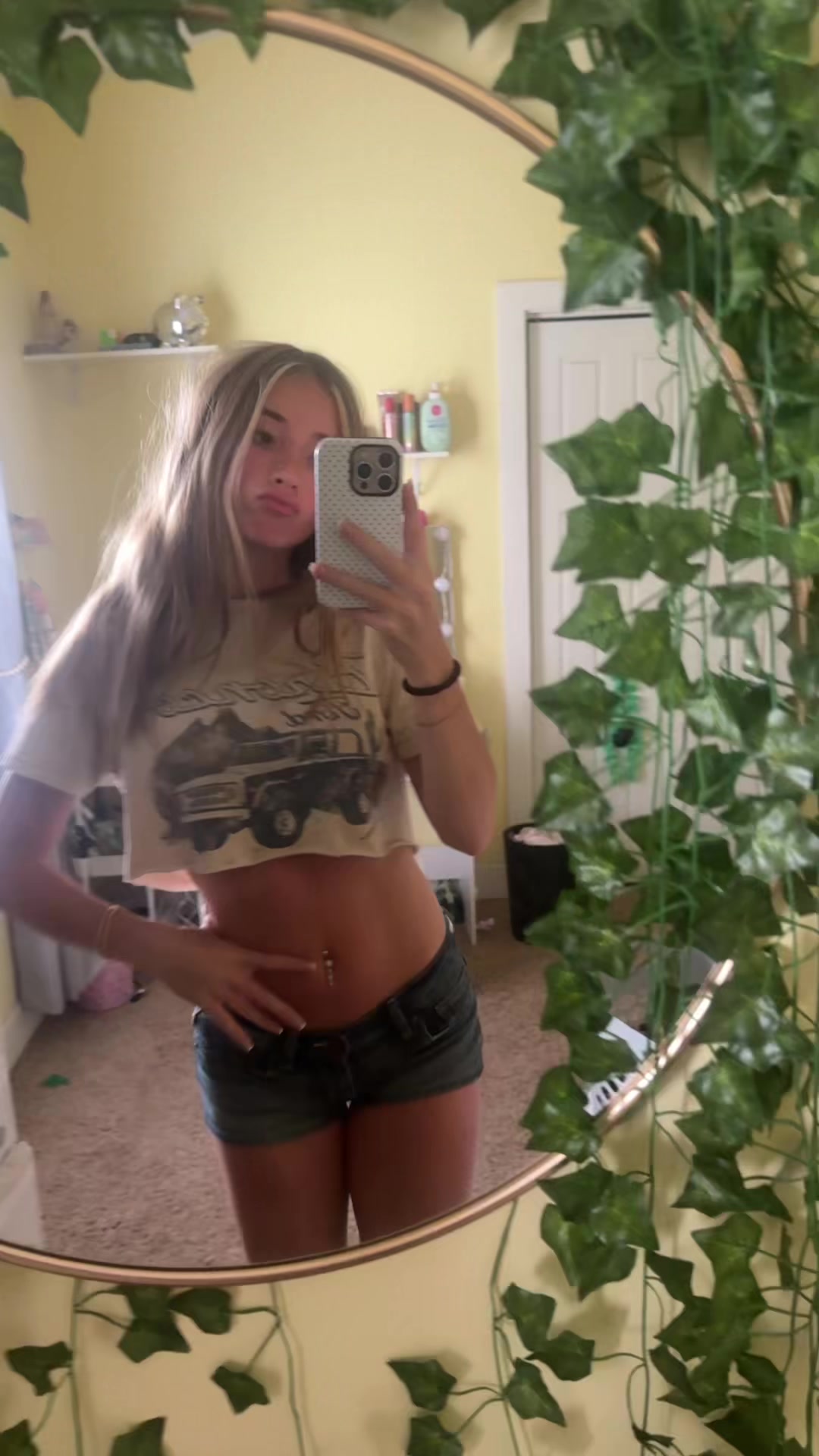 @😗💚