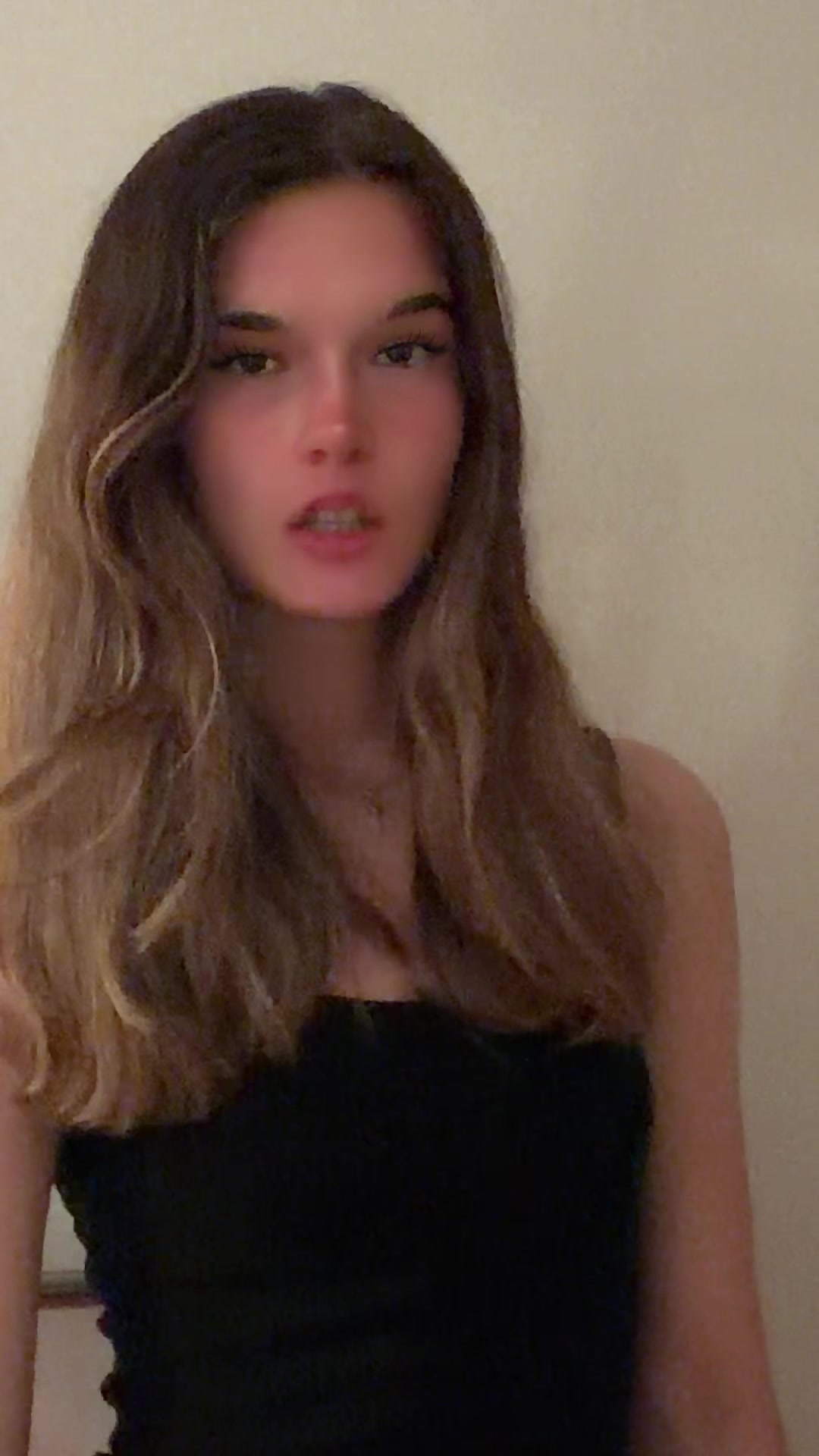 @𝔘𝔫𝔰𝔢𝔯.𝔫𝔞𝔱𝔞𝔩𝔦𝔢.22
