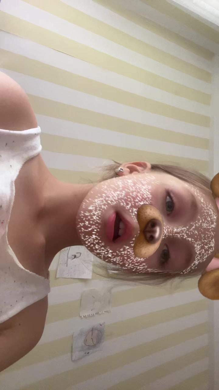 @veronika
