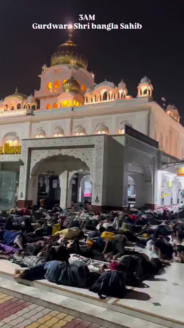 @Yeh Kali Kali ankhe 👀