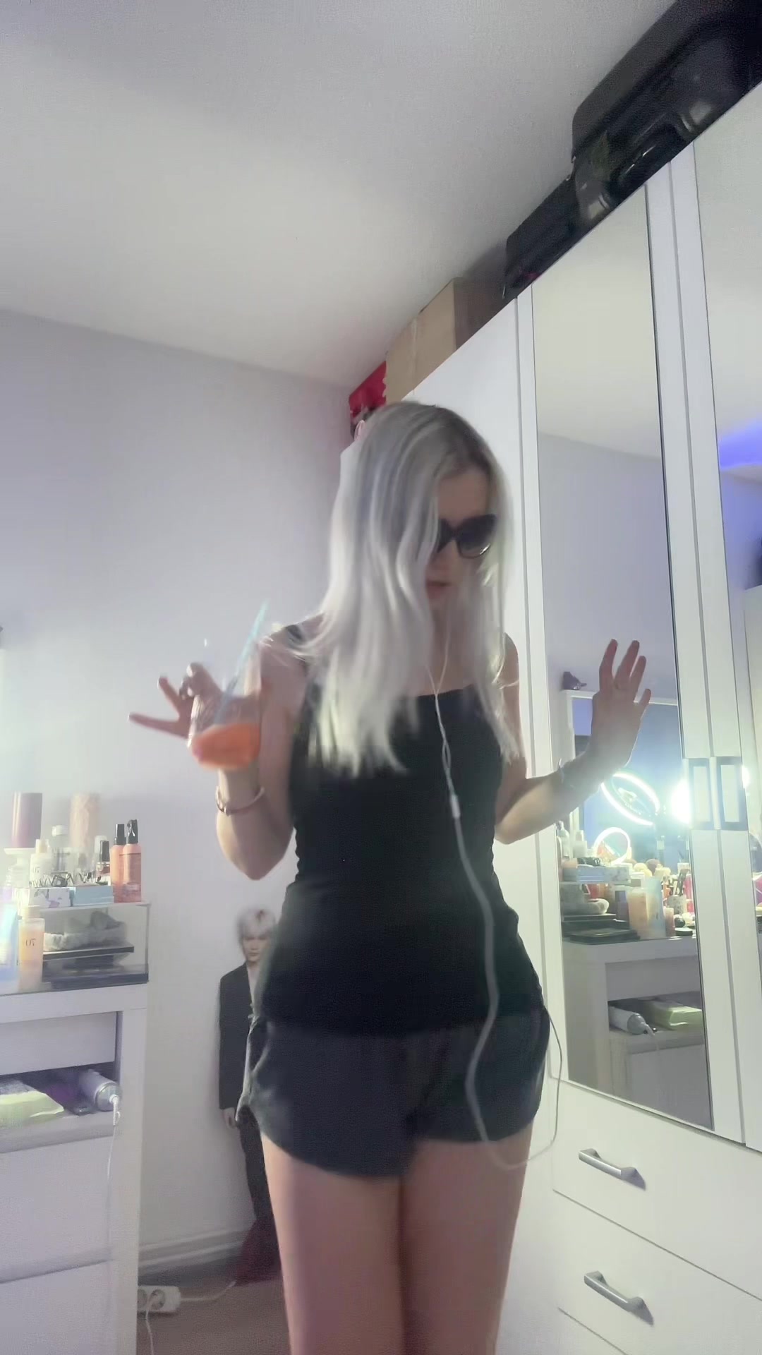 @Aleyna🍒