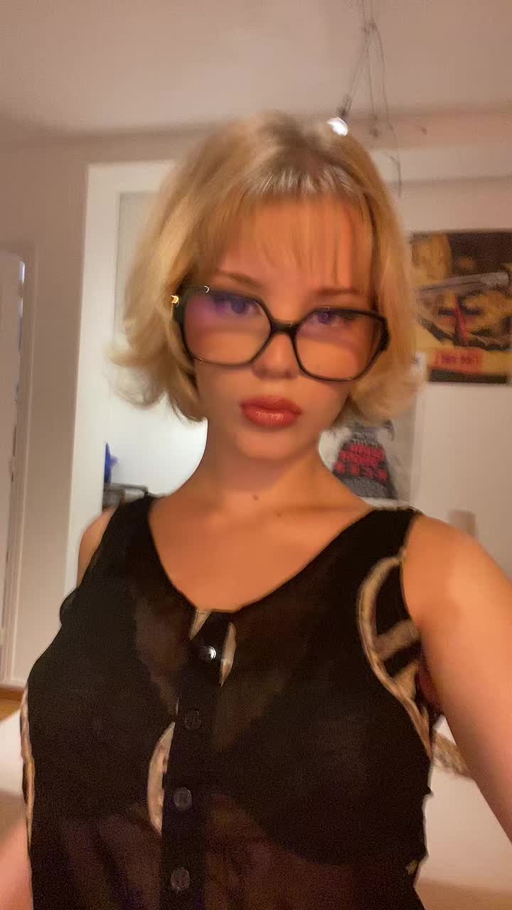 @𝐅𝐚𝐧𝐭𝐢𝐧𝐞