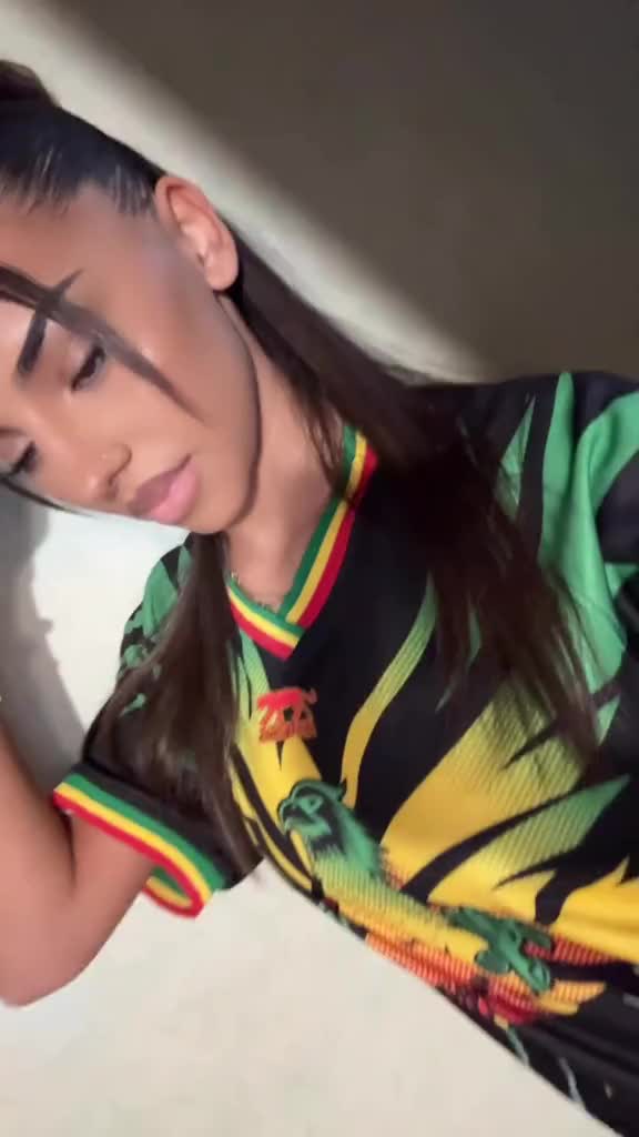 @nιnα