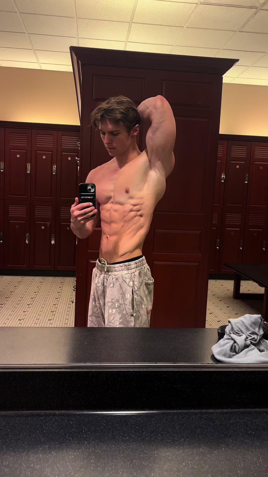 @EvanHamiIton