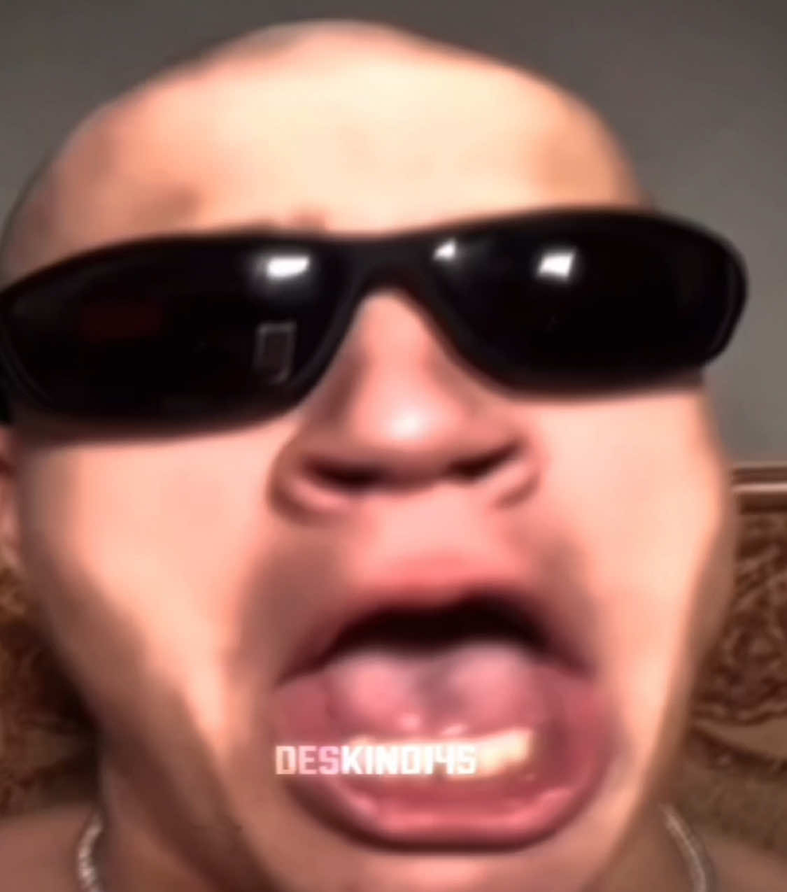 @Des