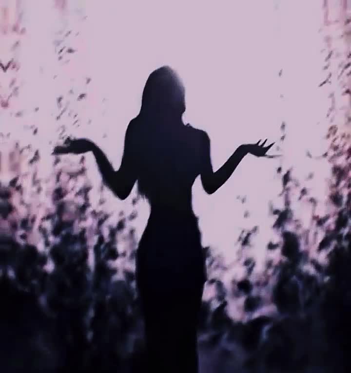 @𝑳𝑼𝑵𝑨