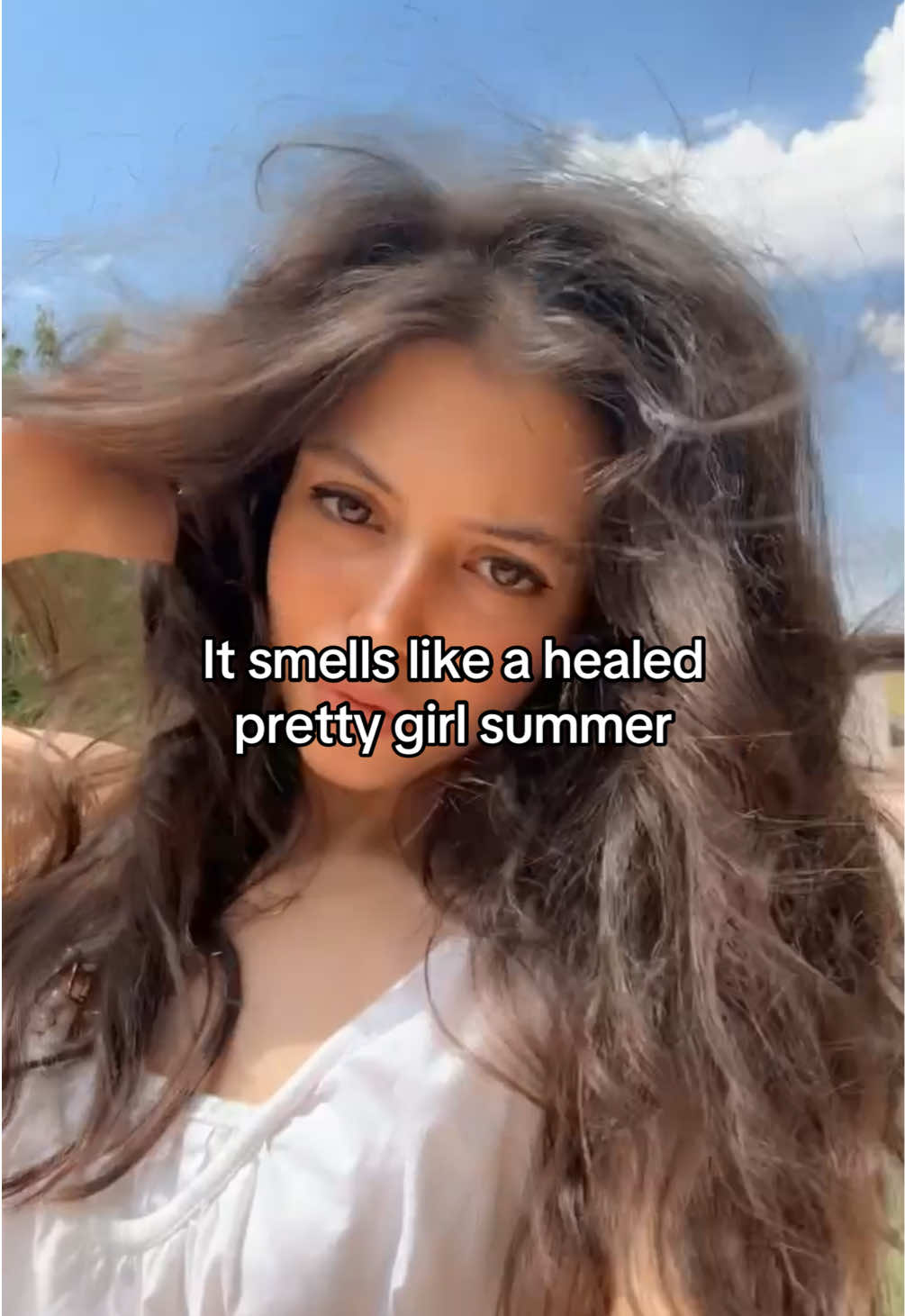 @Brunette bombshell
