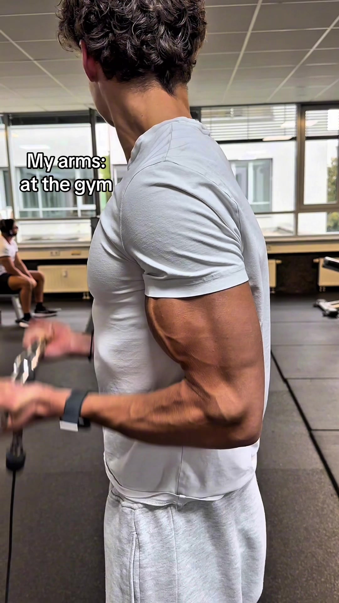 @max.valentin07