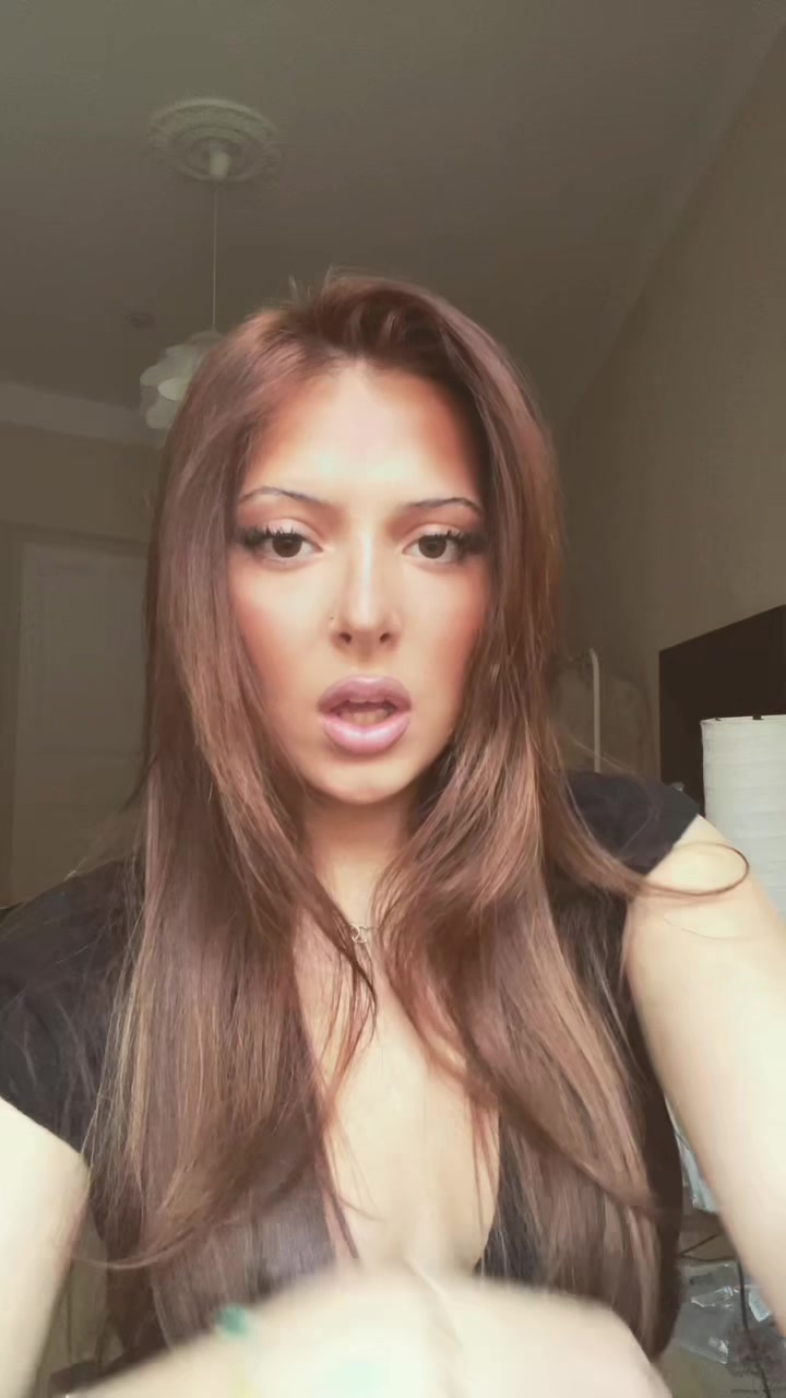 @ilaria