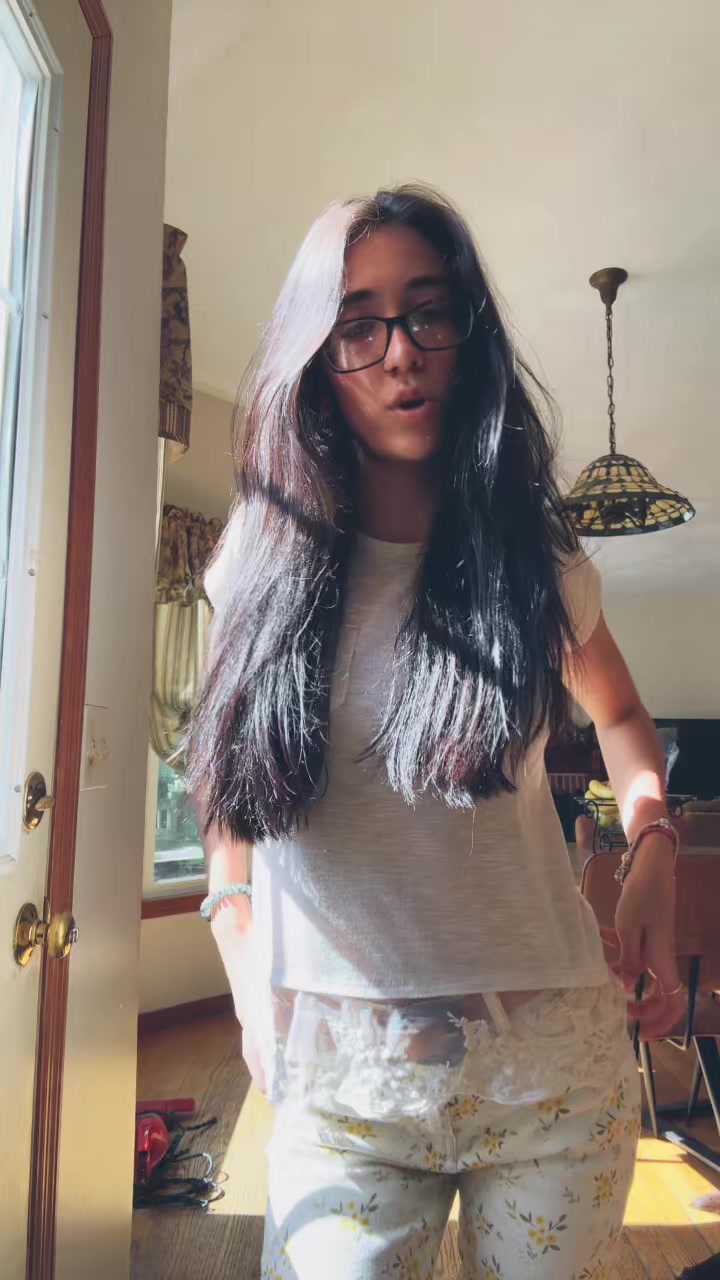 @シ