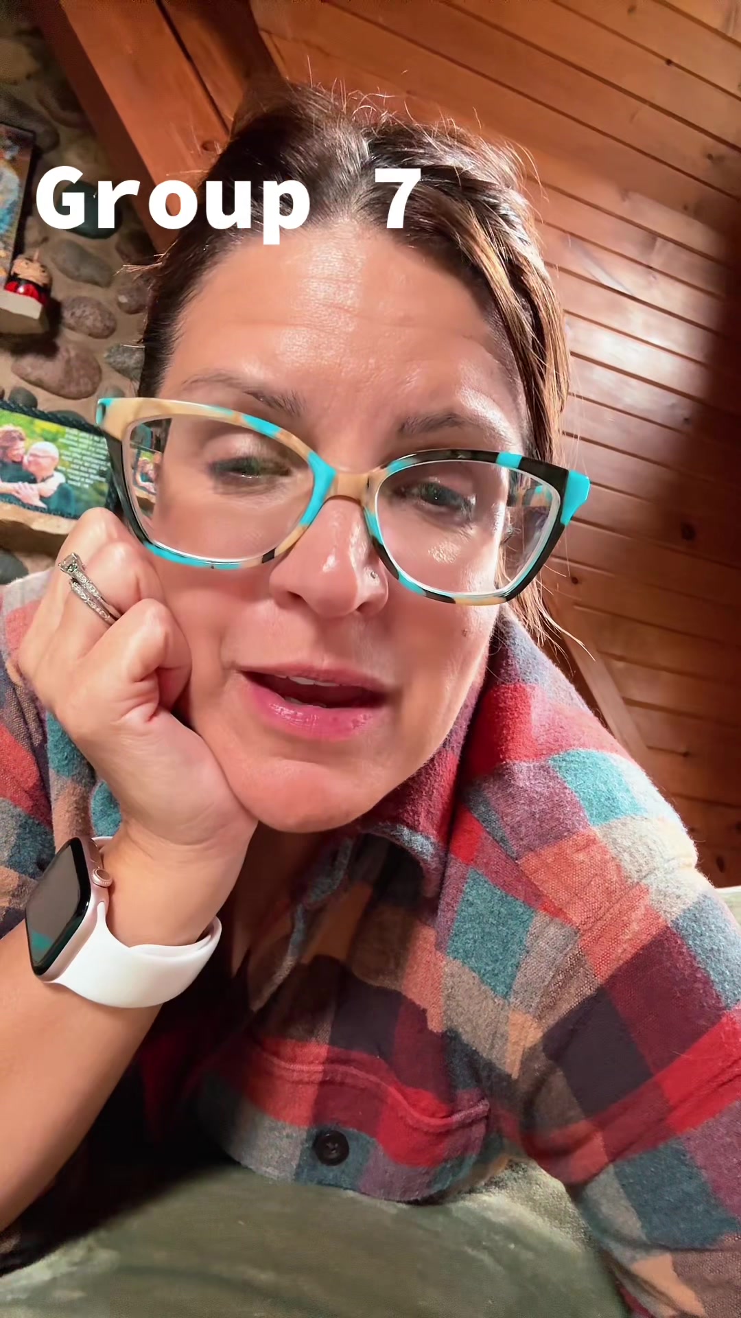 @vikkitheyarnbender