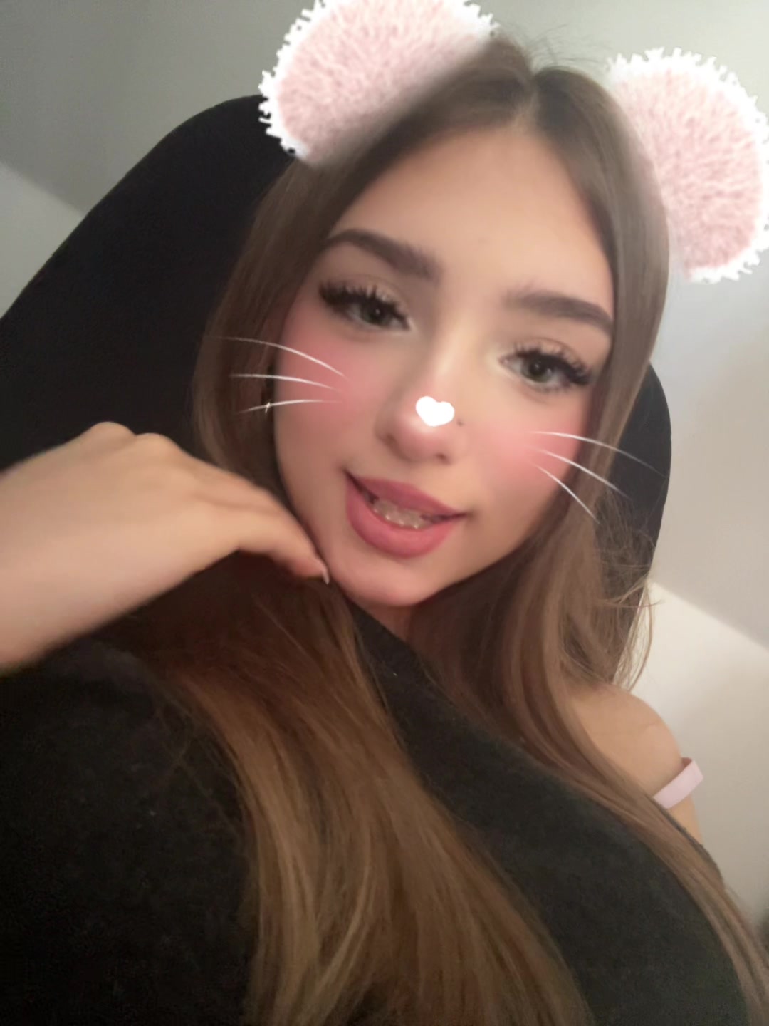 @⋆˚࿔باتريتسيا𝜗𝜚˚⋆