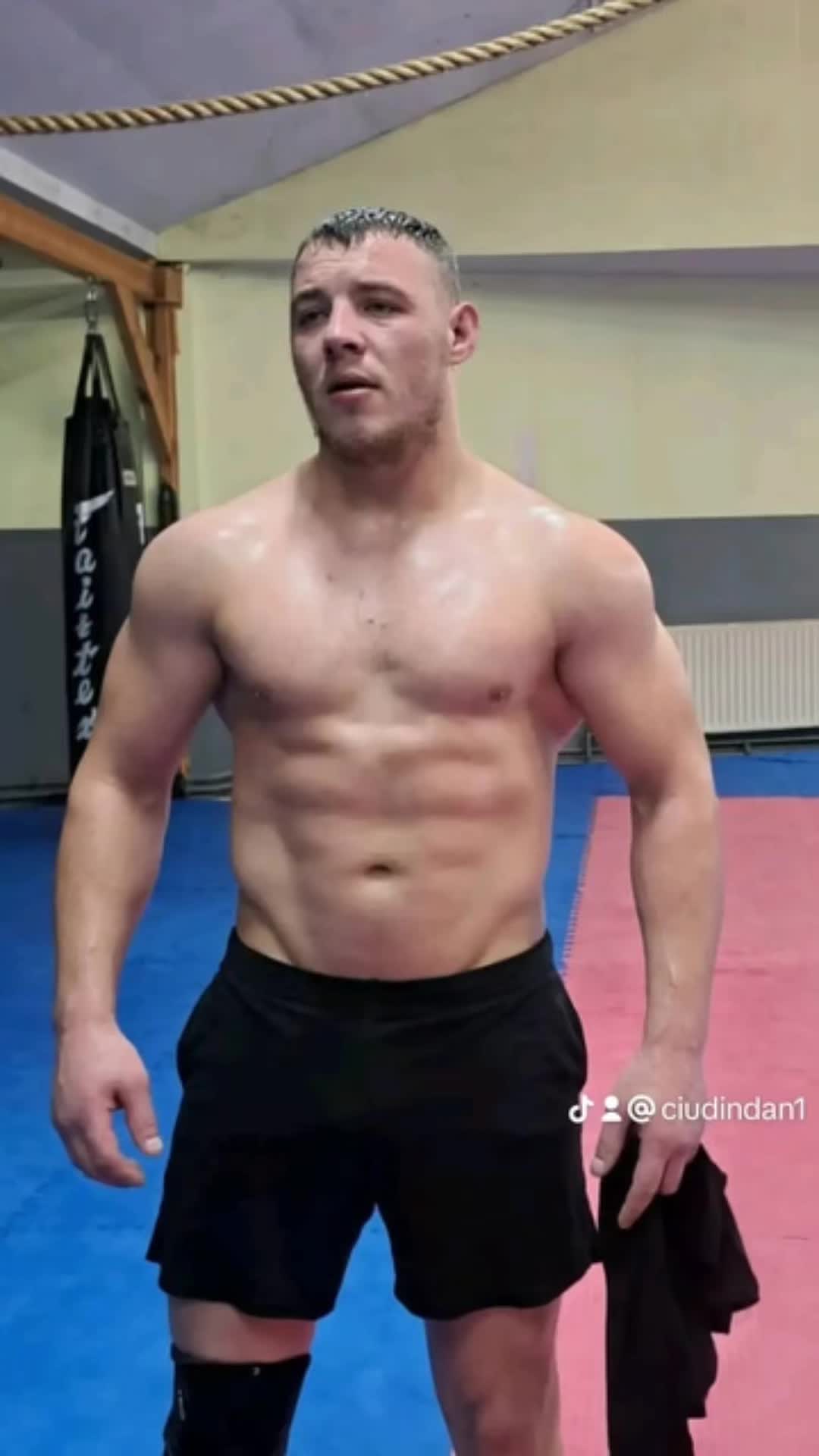 @Danu-SPARTANU👊💪💪🇲🇩🦍