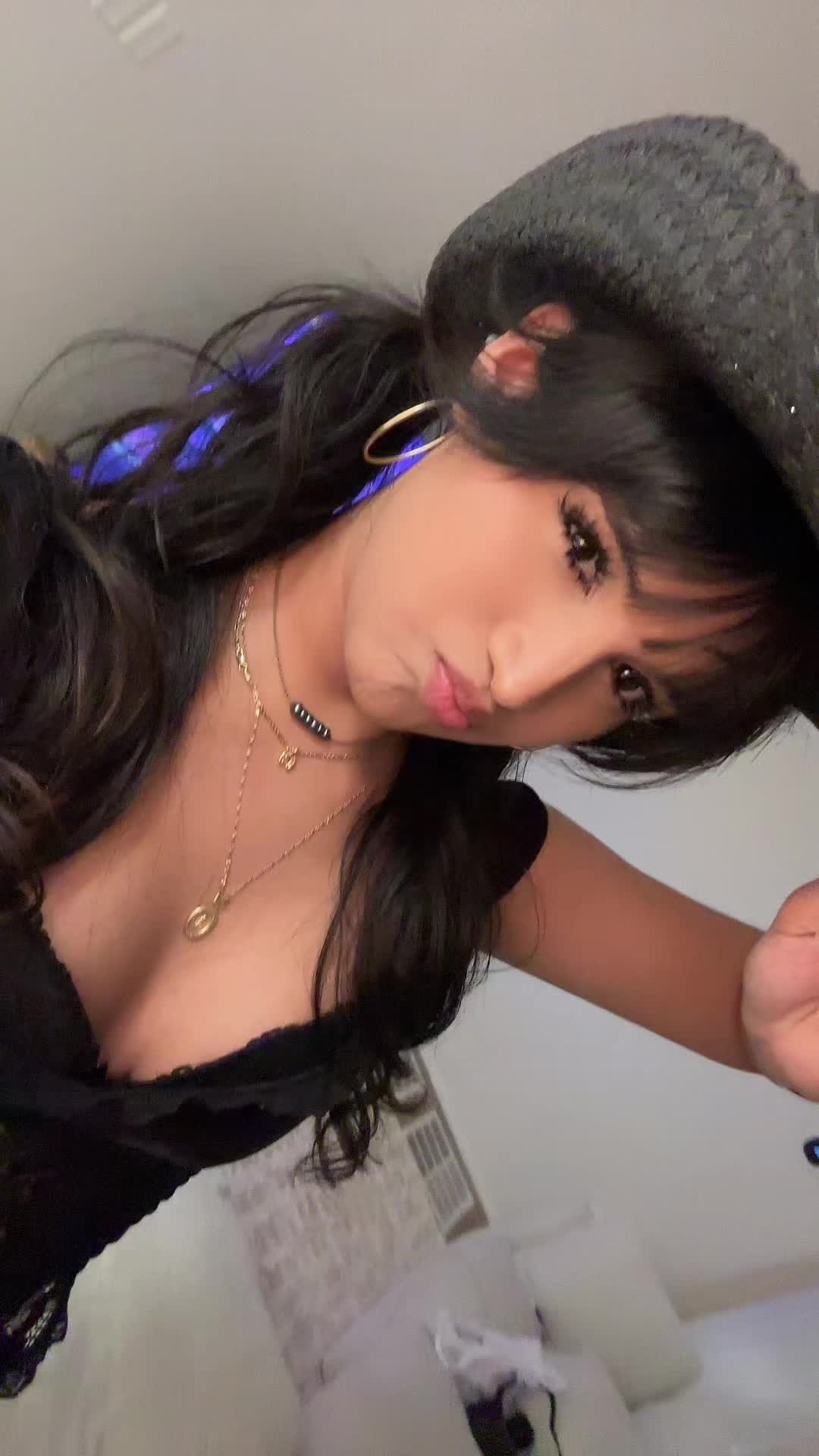@️