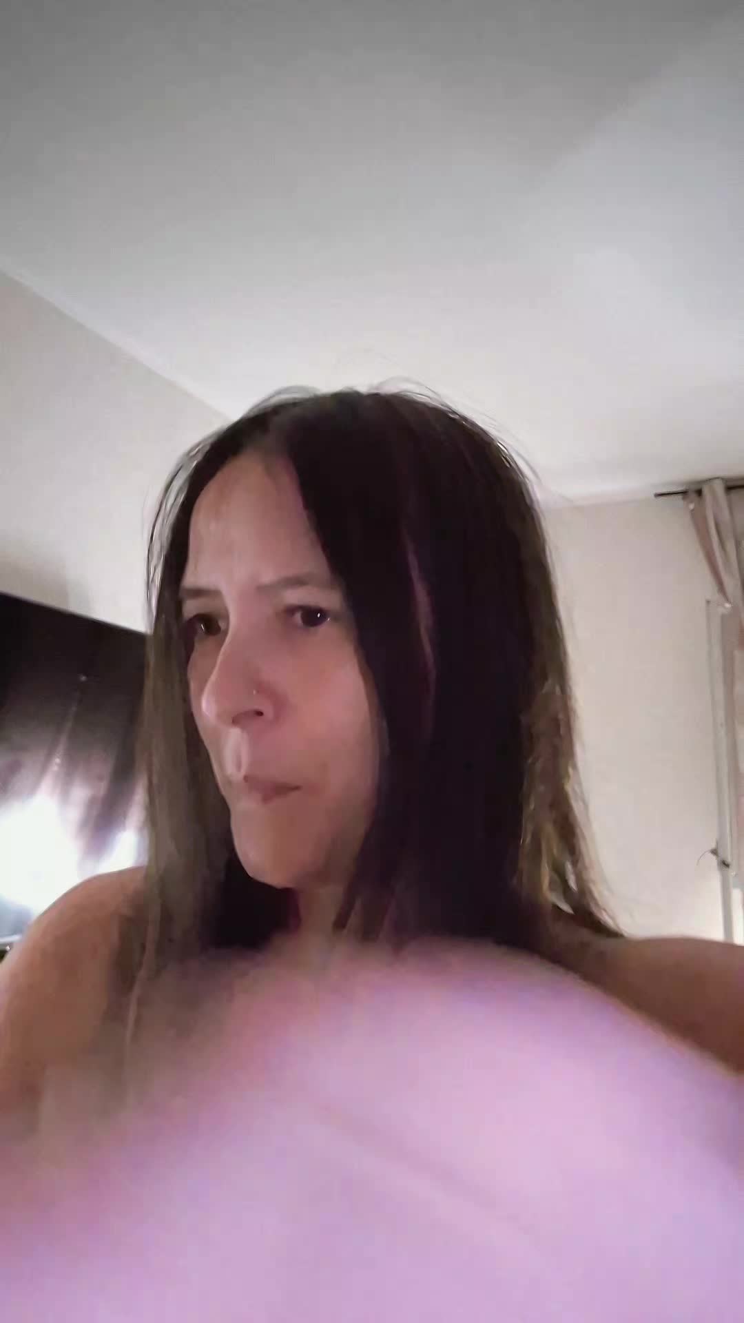 @Elisa