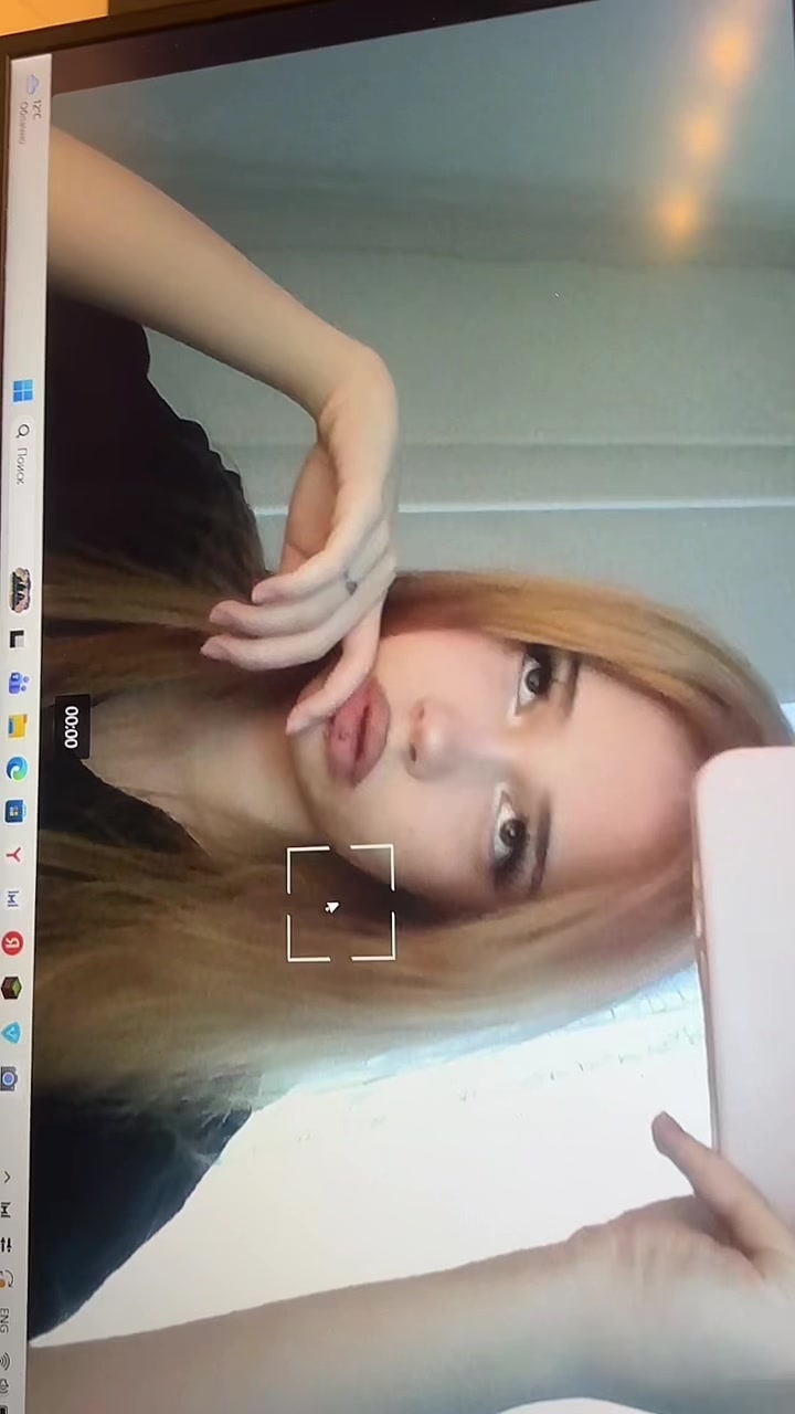@skeb