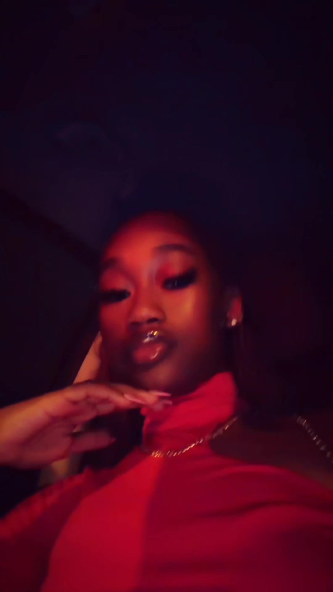 @liyahh