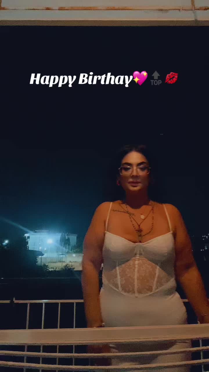 @VALENTINA À CINES 💋
