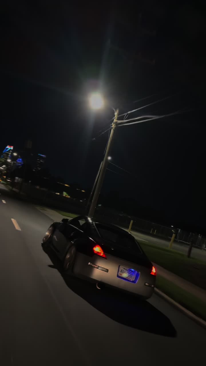 @⃟