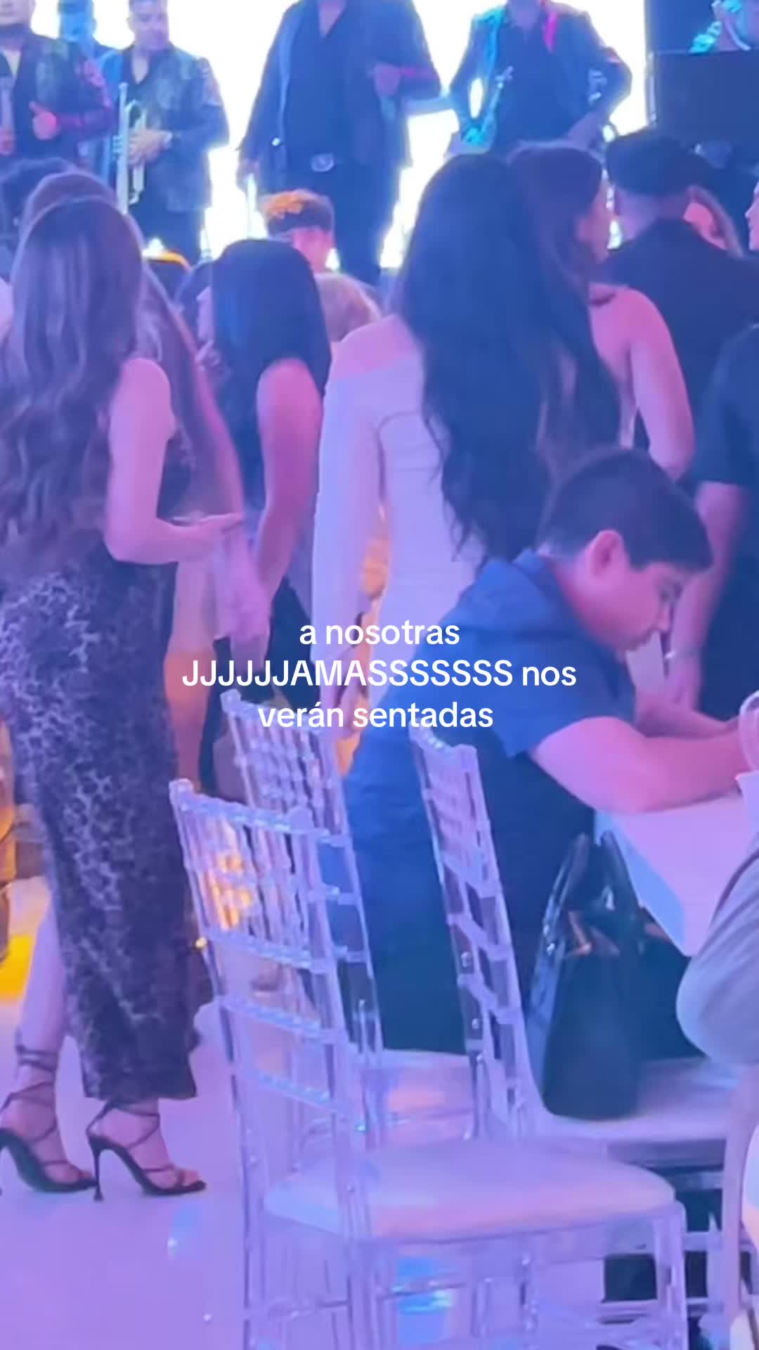 @𝐉𝐚𝐬𝐦𝐢𝐧𝐞 ♛
