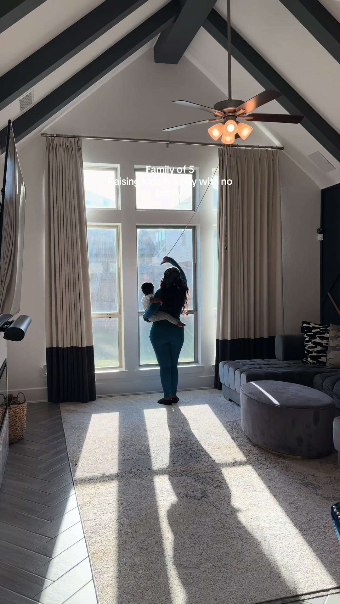 @thecauchjoelle