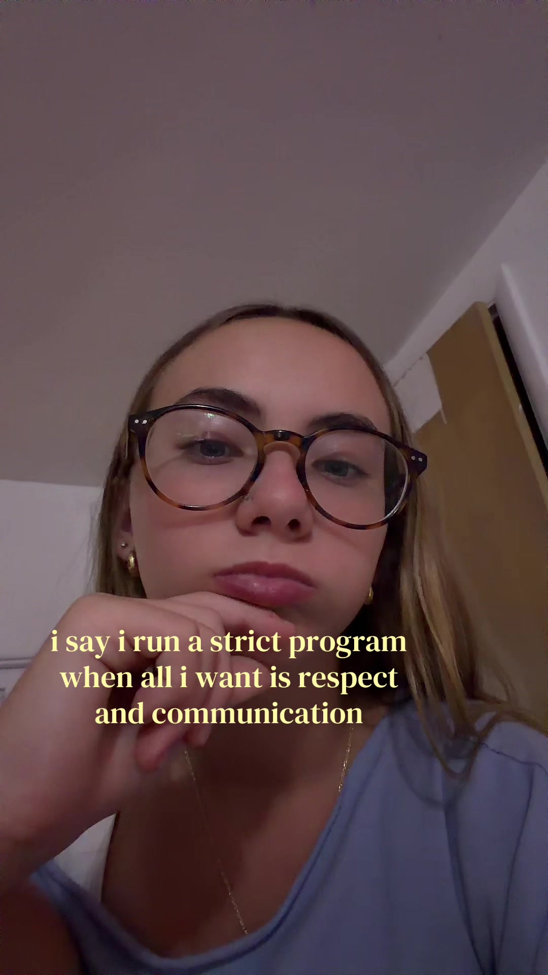 @???