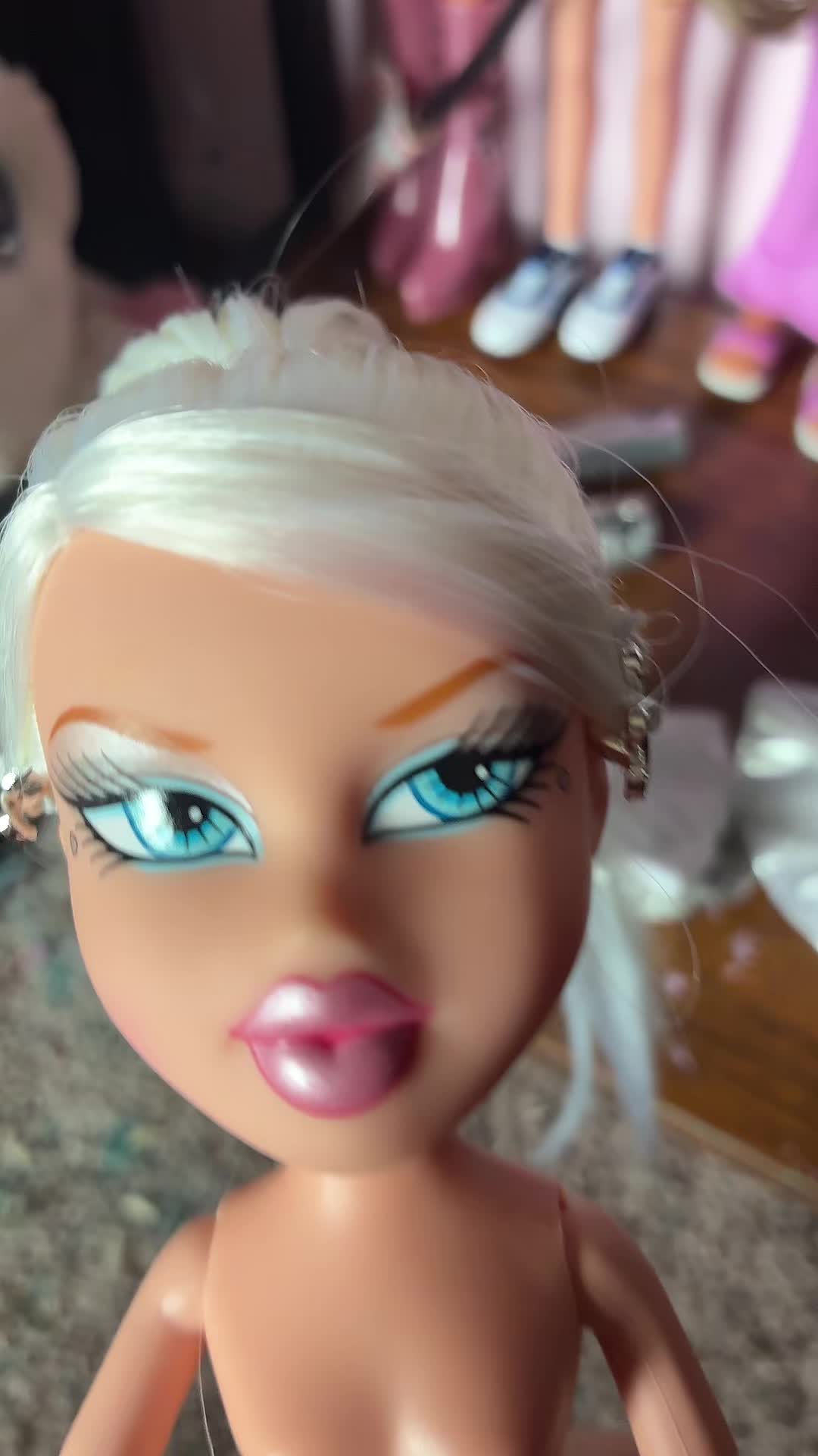 @dollWhisperer