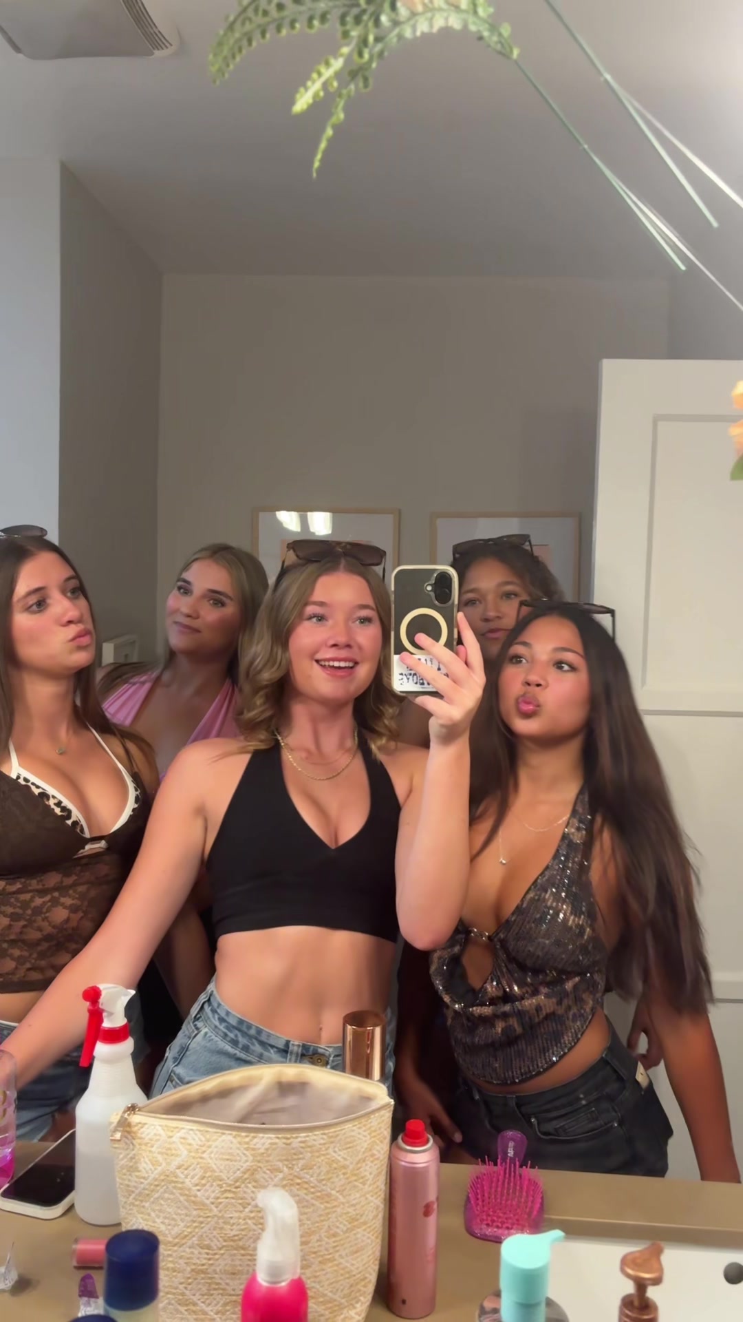 @shaebae
