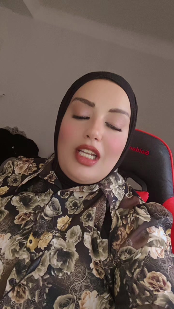 @مروة (وزيرة السعادة)🇩🇿