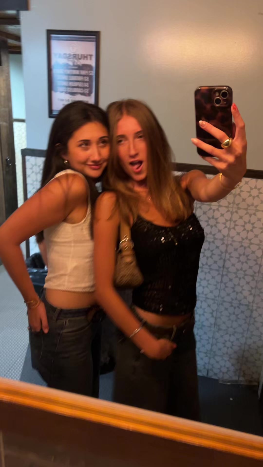 @olivia