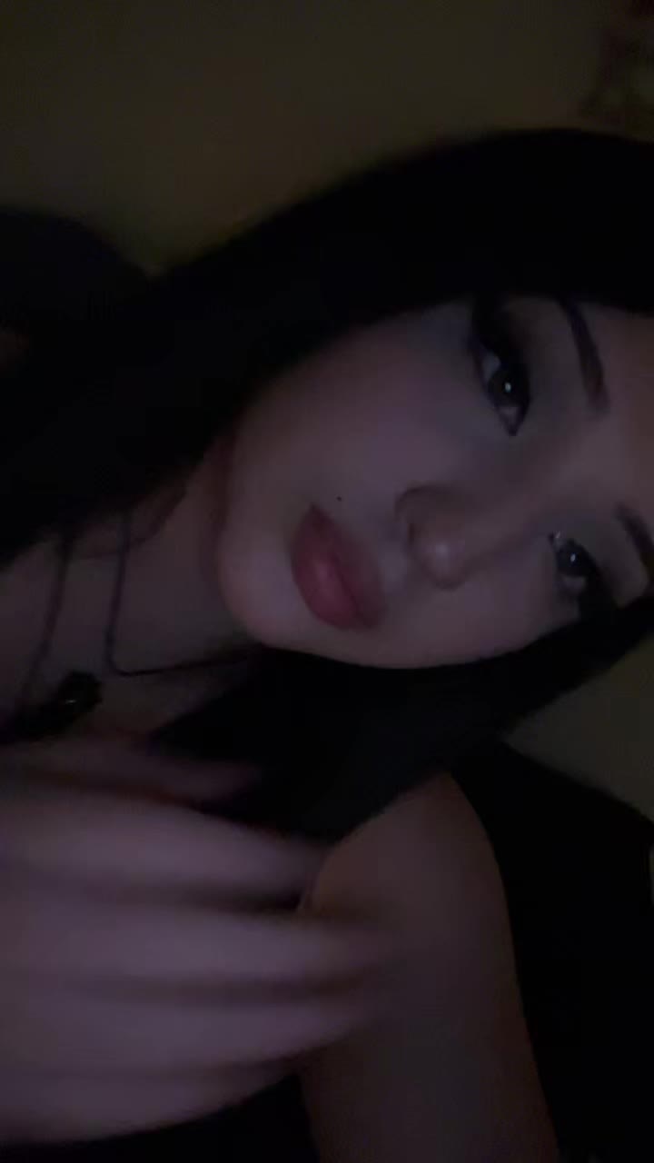 @𝔅𝔩𝔬𝔬𝔡𝔶𝔄𝔫𝔤𝔢𝔩