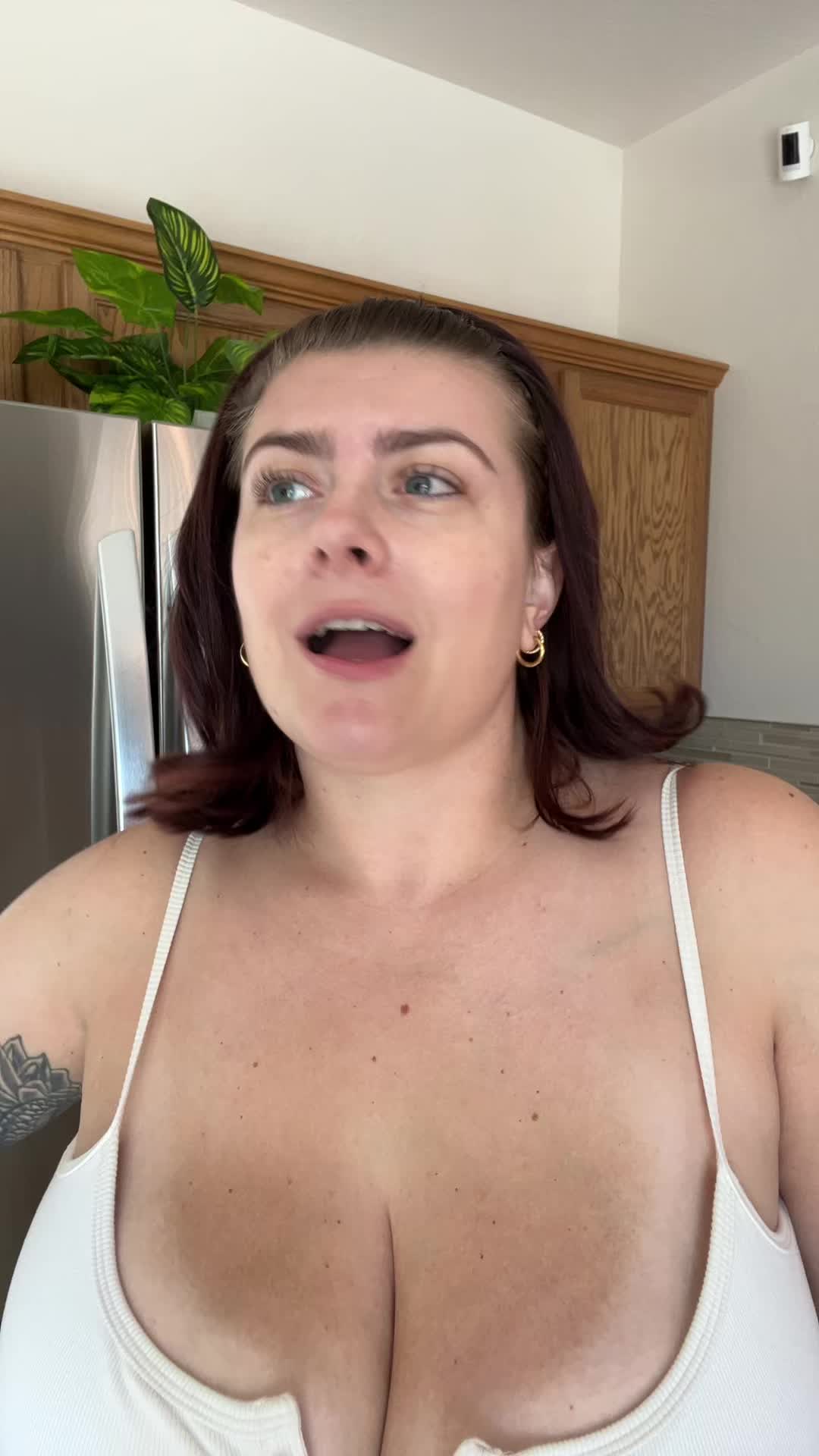 @krystoksalot