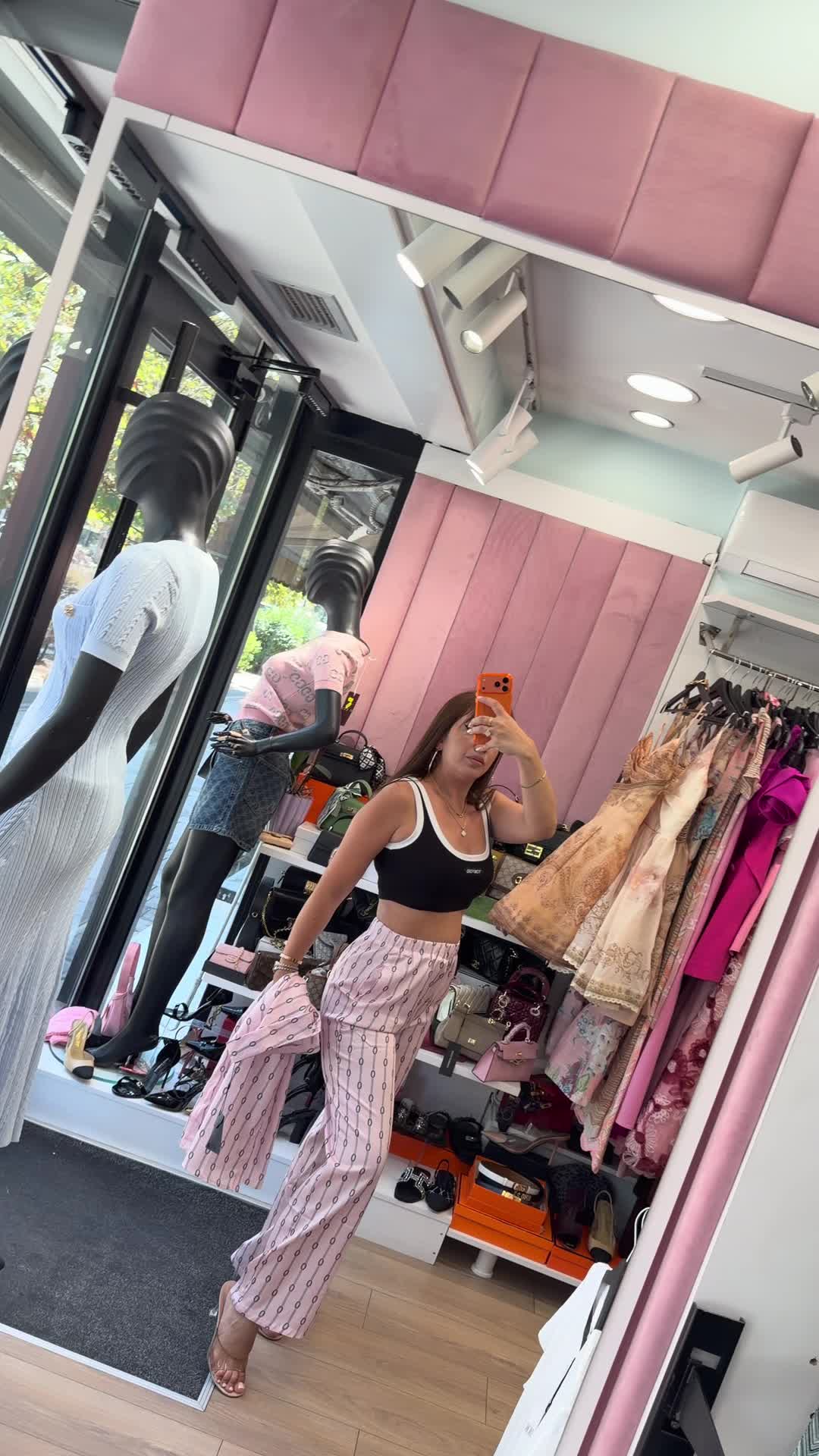 @boutique.jasmine3