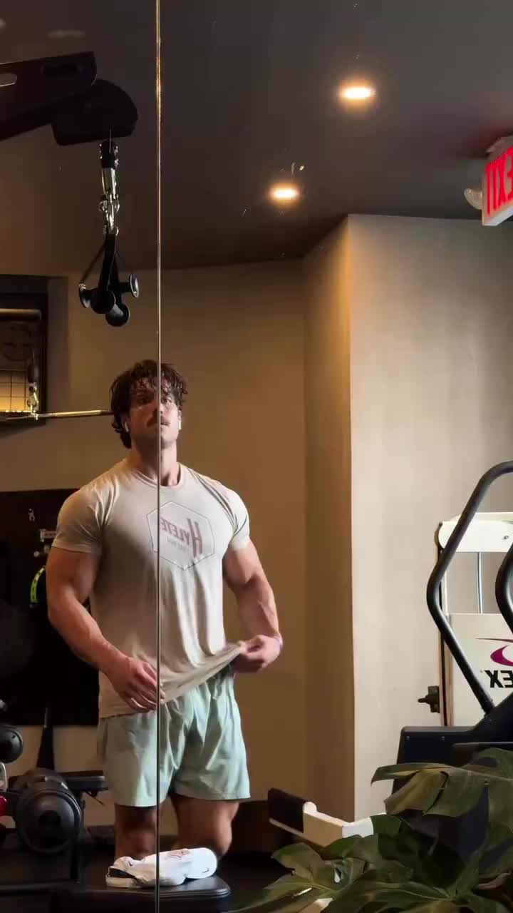 @GayMomentsTiktok