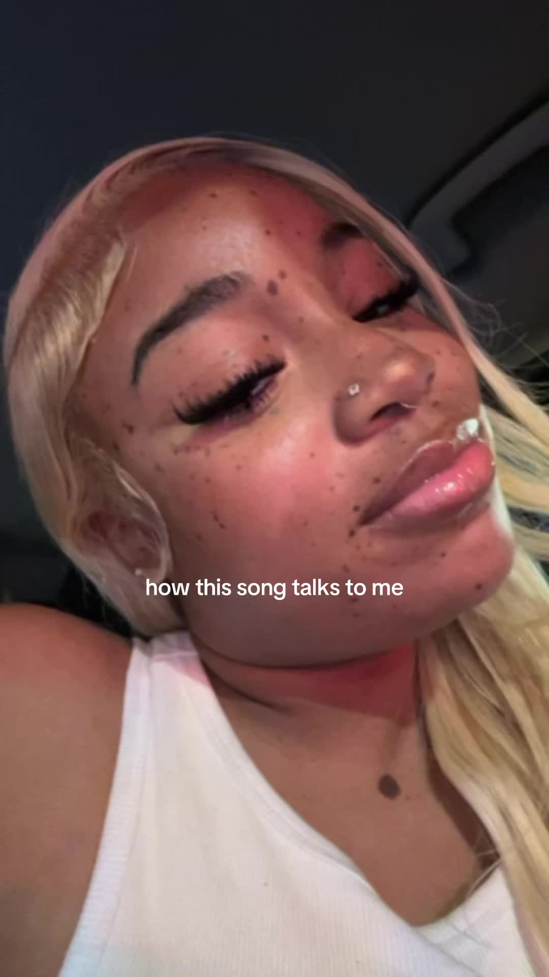 @👩🏽&zwj;🦰