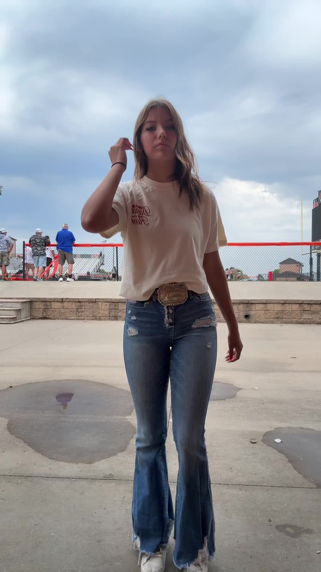@Meekas dances